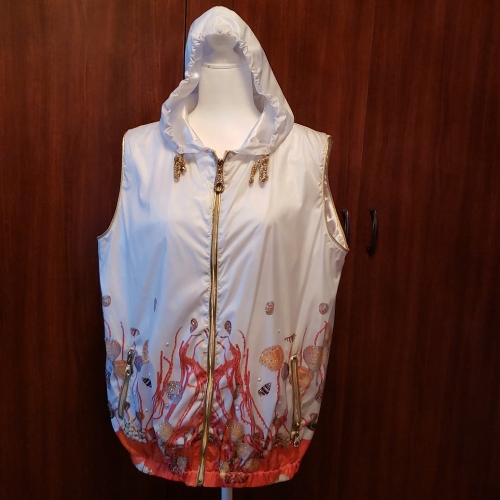 Ladies light vest